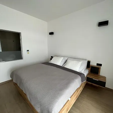 Johannesberg Guest house Zajeci